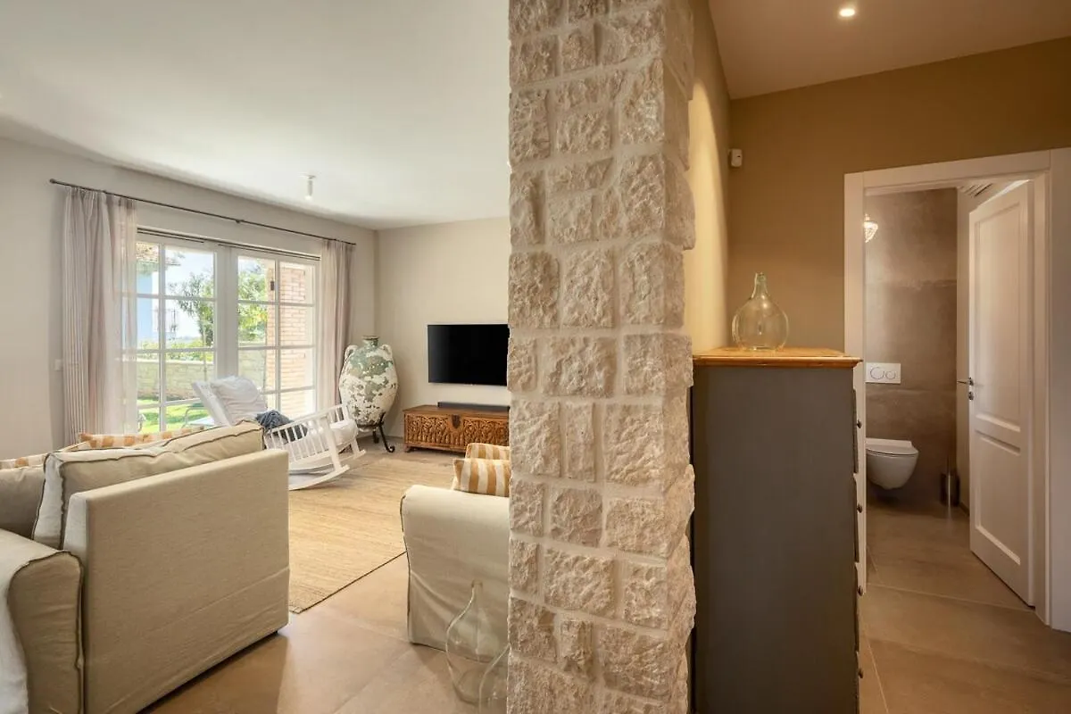 Villa Petra - Fully Equipped For Relaxing Holiday Tar-Vabriga Croatia