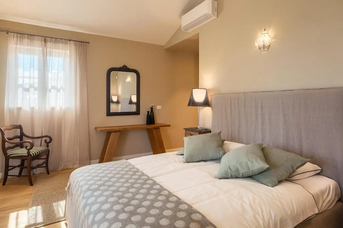 Villa Petra - Fully Equipped For Relaxing Holiday Tar-Vabriga